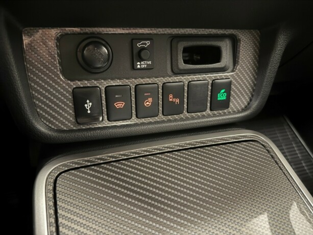 mitsubishi-outlander-elektrisitetbensin-2019-big-18