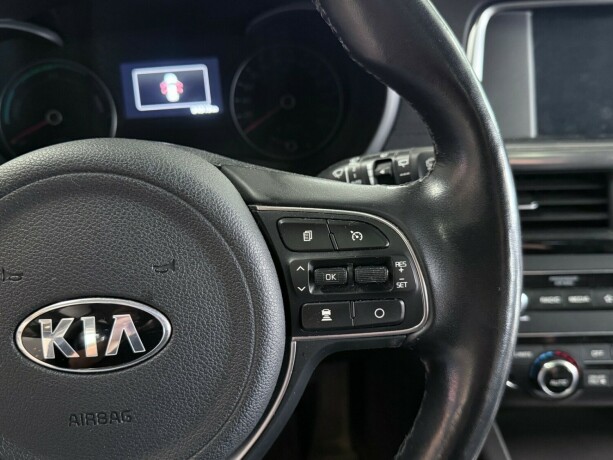 kia-optima-plug-in-petrol-2018-big-18