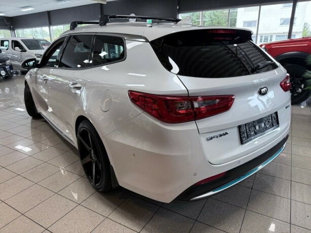 kia-optima-plug-in-petrol-2018-big-5
