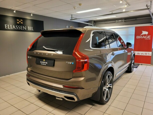 volvo-xc-90-elektrisitetbensin-2018-big-4