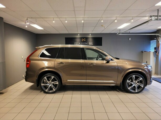 volvo-xc-90-elektrisitetbensin-2018-big-2
