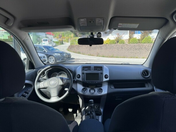 toyota-rav4-diesel-2008-big-9