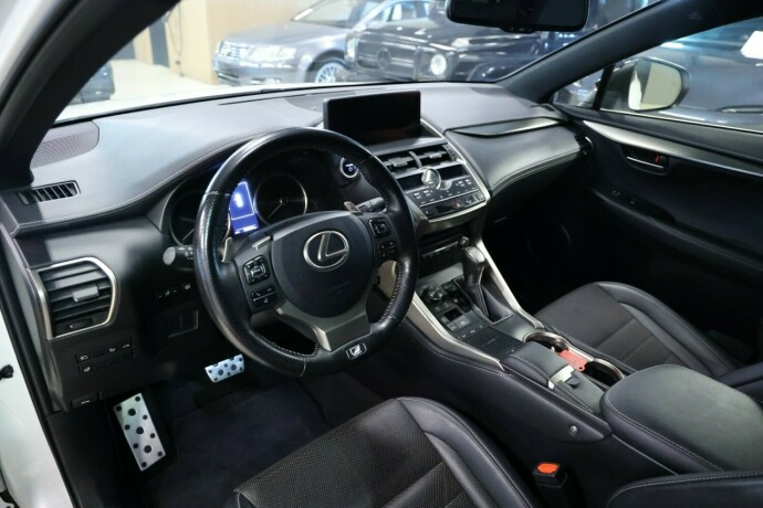 lexus-nx-300h-elektrisitetbensin-2020-big-5