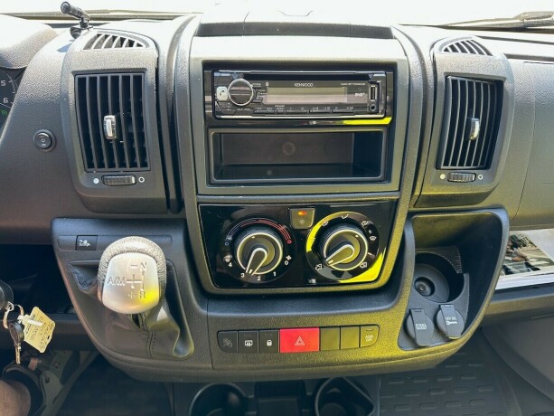 capron-t67t448t743-diesel-2017-big-18