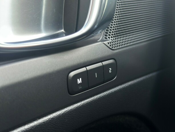 volvo-xc-40-elektrisitet-2021-big-24