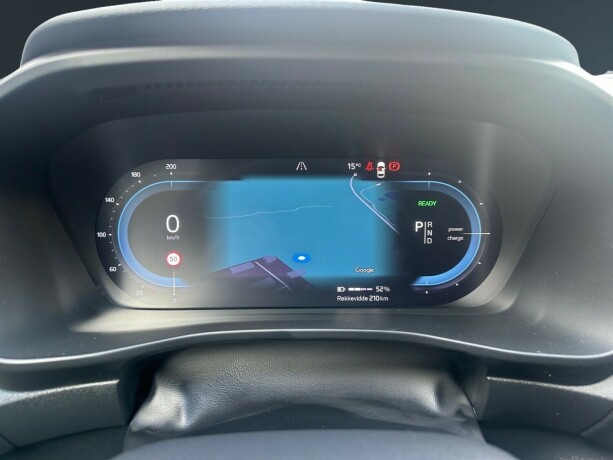 volvo-xc-40-elektrisitet-2021-big-16