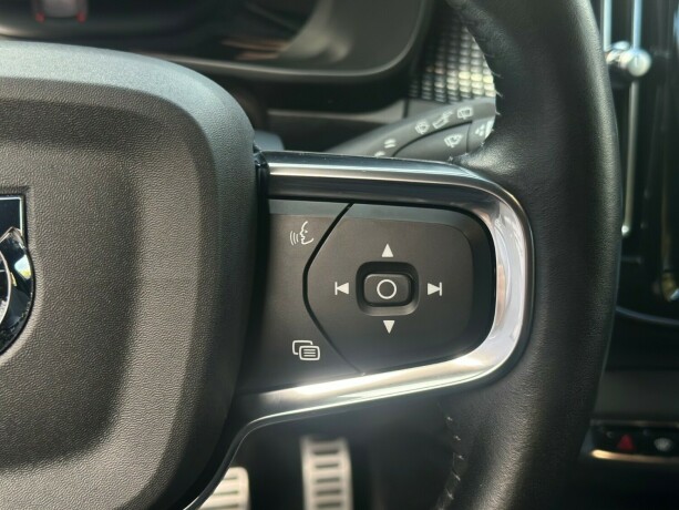 volvo-xc-40-elektrisitet-2021-big-23