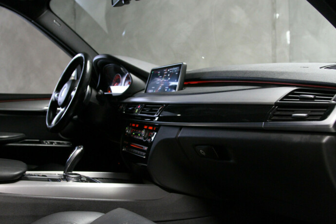 bmw-x5-elektrisitetbensin-2016-big-5