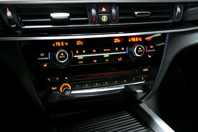 bmw-x5-elektrisitetbensin-2016-big-12