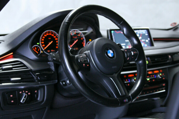 bmw-x5-elektrisitetbensin-2016-big-17