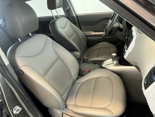 kia-soul-elektrisitet-2016-big-23