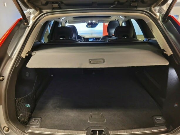 volvo-xc-60-elektrisitetbensin-2020-big-19