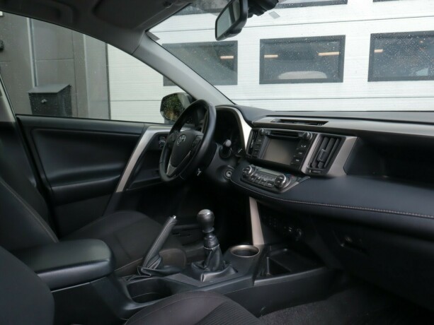 toyota-rav4-diesel-2014-big-11
