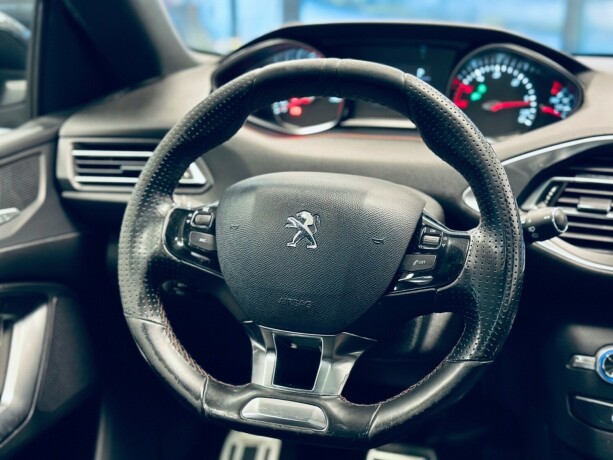 peugeot-308-diesel-2015-big-20