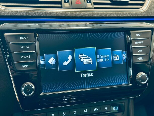 skoda-superb-diesel-2016-big-28
