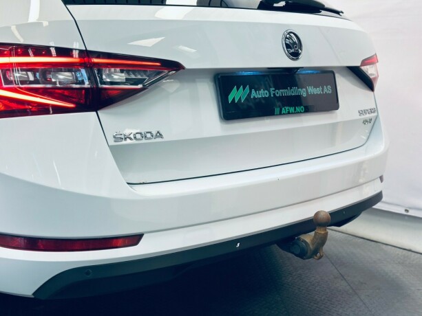 skoda-superb-diesel-2016-big-7