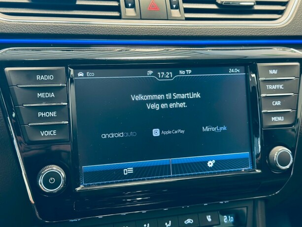 skoda-superb-diesel-2016-big-27