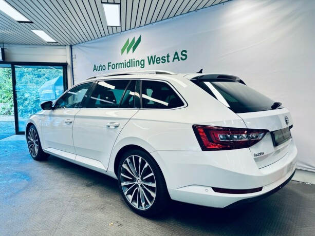 skoda-superb-diesel-2016-big-5