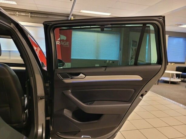 volkswagen-passat-elektrisitetbensin-2017-big-19
