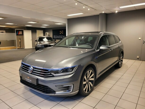 volkswagen-passat-elektrisitetbensin-2017-big-7
