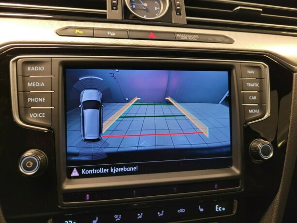 volkswagen-passat-elektrisitetbensin-2017-big-32