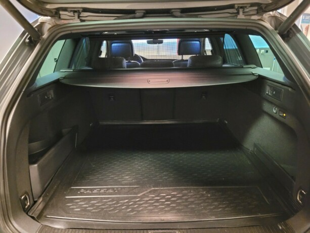 volkswagen-passat-elektrisitetbensin-2017-big-20