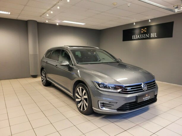 volkswagen-passat-elektrisitetbensin-2017-big-9