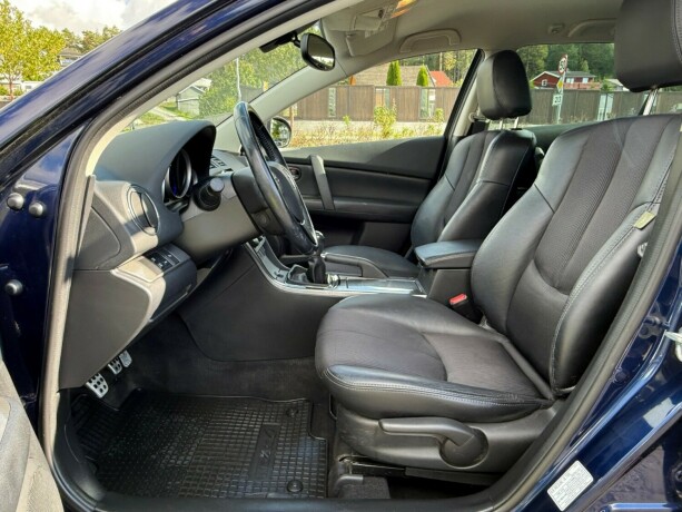 mazda-6-diesel-2012-big-15