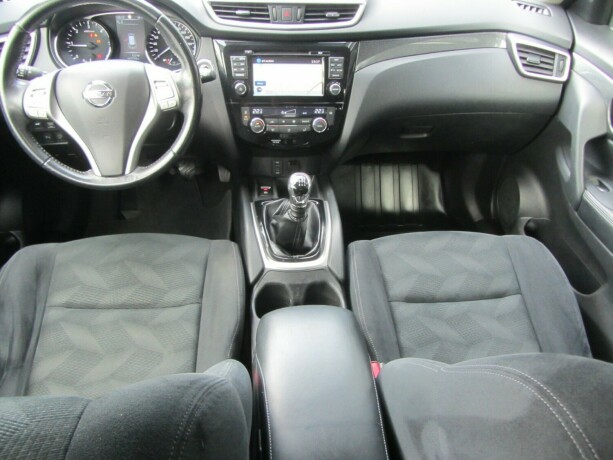 nissan-x-trail-diesel-2015-big-8