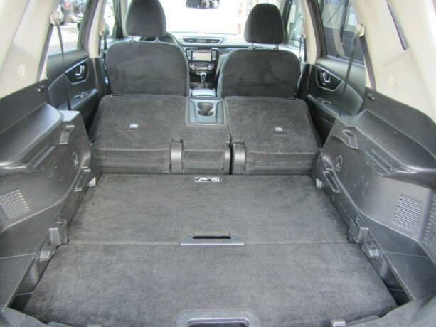 nissan-x-trail-diesel-2015-big-24