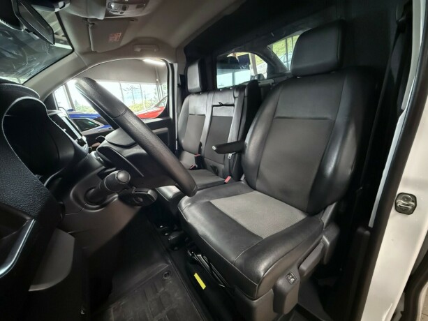 peugeot-expert-diesel-2022-big-9