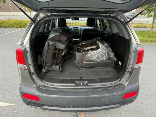 kia-sorento-diesel-2011-big-12