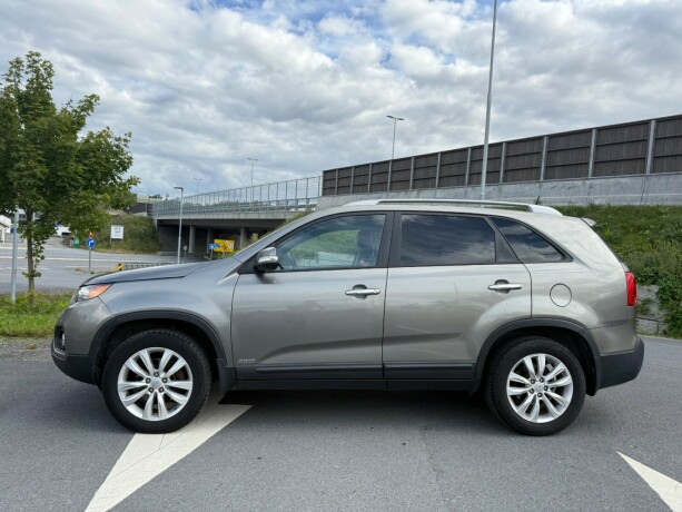 kia-sorento-diesel-2011-big-5