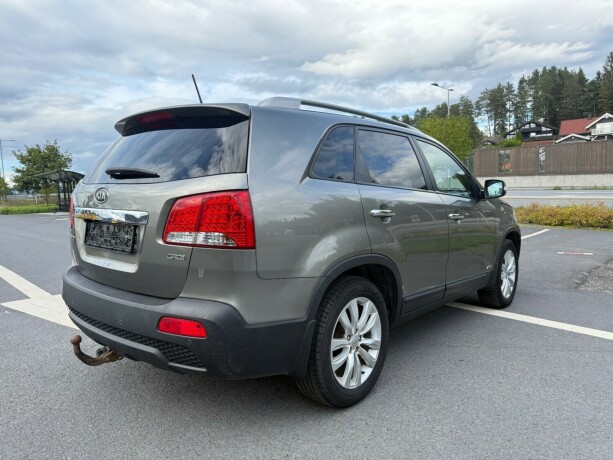 kia-sorento-diesel-2011-big-2