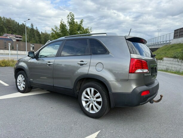kia-sorento-diesel-2011-big-4