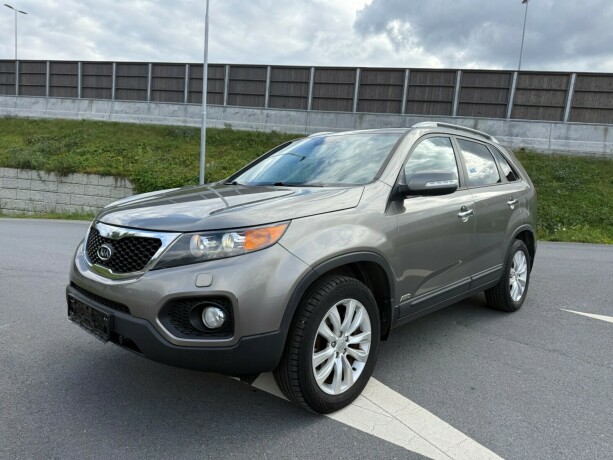 kia-sorento-diesel-2011-big-6