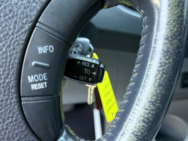 toyota-hilux-diesel-2010-big-17