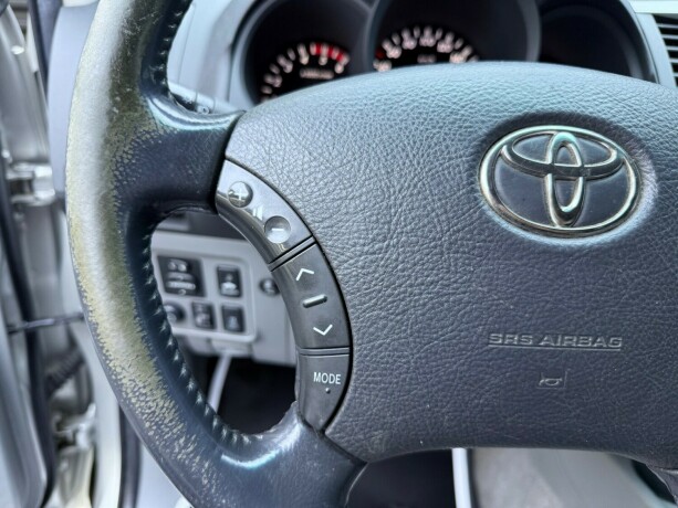toyota-hilux-diesel-2010-big-16