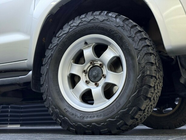toyota-hilux-diesel-2010-big-9