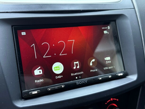 suzuki-swift-bensin-2014-big-20