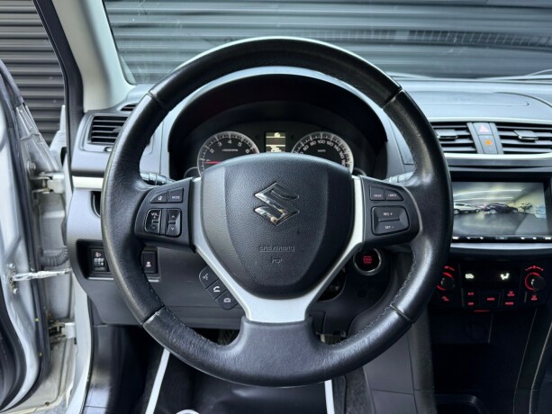 suzuki-swift-bensin-2014-big-13