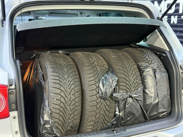 volkswagen-tiguan-diesel-2009-big-34