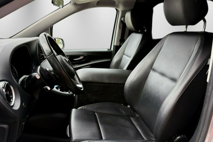 mercedes-benz-vito-diesel-2023-big-8