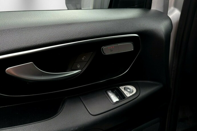 mercedes-benz-vito-diesel-2023-big-15