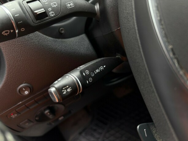 mercedes-benz-vito-diesel-2023-big-13