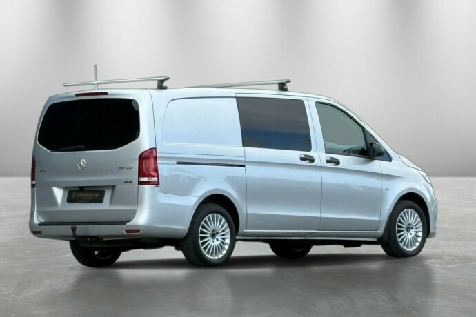 mercedes-benz-vito-diesel-2023-big-4