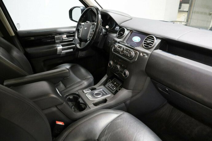 land-rover-discovery-diesel-2016-big-8