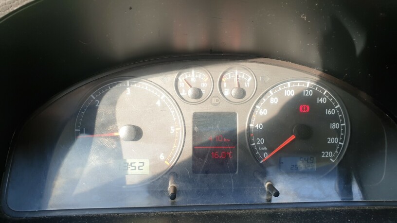 2004-transporter-volkswagen-19l-diesel-big-14