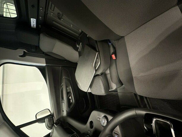 citroen-berlingo-diesel-2022-big-16