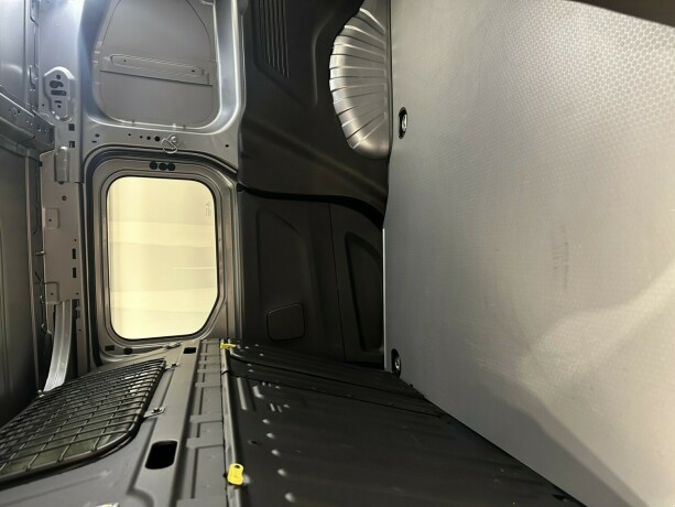 citroen-berlingo-diesel-2022-big-18